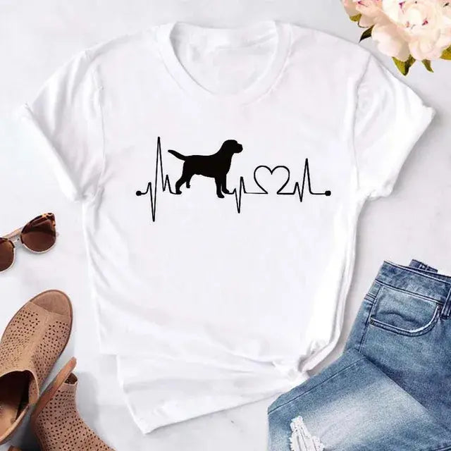 Cute Women's Dog Mom Graphic T-Shirt